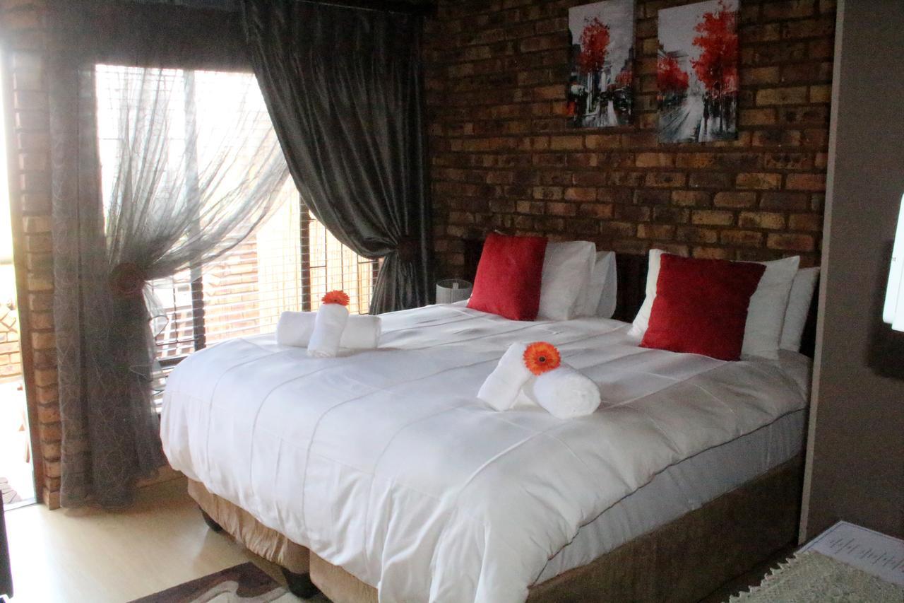 Belle Vue Guesthouse ฮาร์ทบีสบูร์ท ภายนอก รูปภาพ