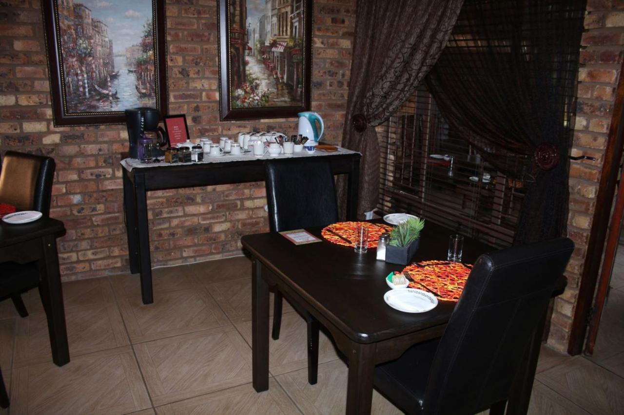 Belle Vue Guesthouse ฮาร์ทบีสบูร์ท ภายนอก รูปภาพ