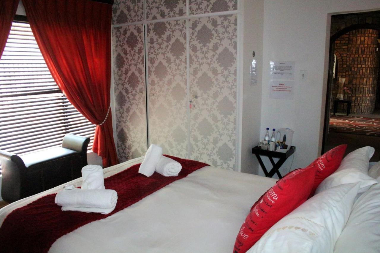 Belle Vue Guesthouse ฮาร์ทบีสบูร์ท ภายนอก รูปภาพ